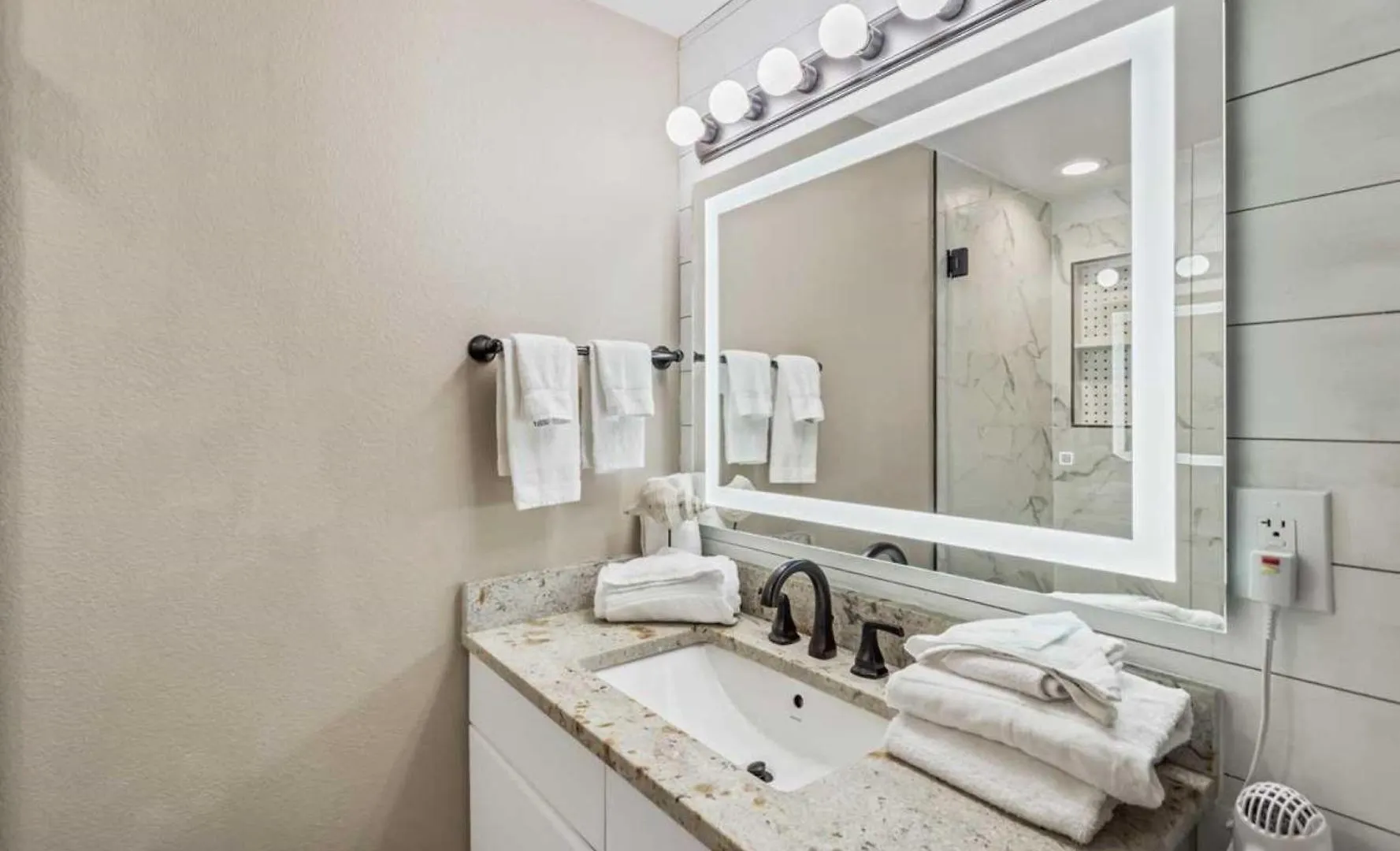 Apartment Shores Of Panama Best 3 Bedroom With Wrap-Around Balcony! Panama City Beach