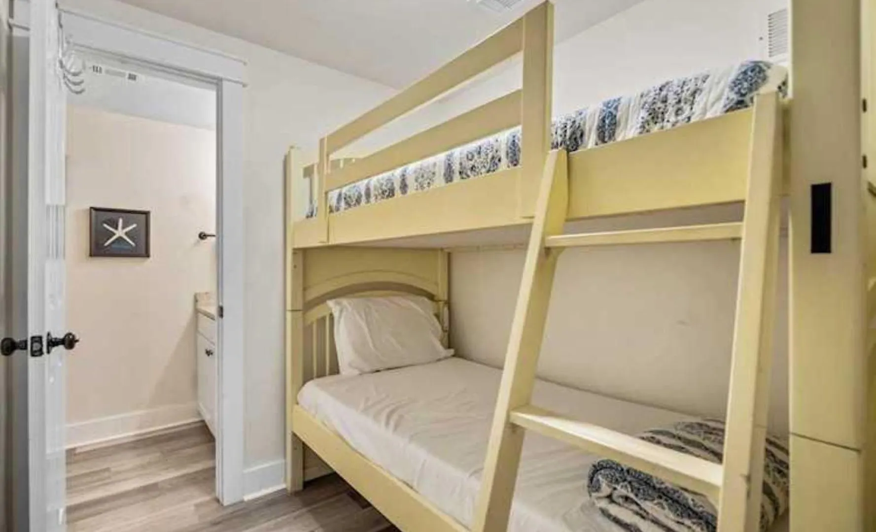 Shores Of Panama Best 3 Bedroom With Wrap-Around Balcony! Panama City Beach USA